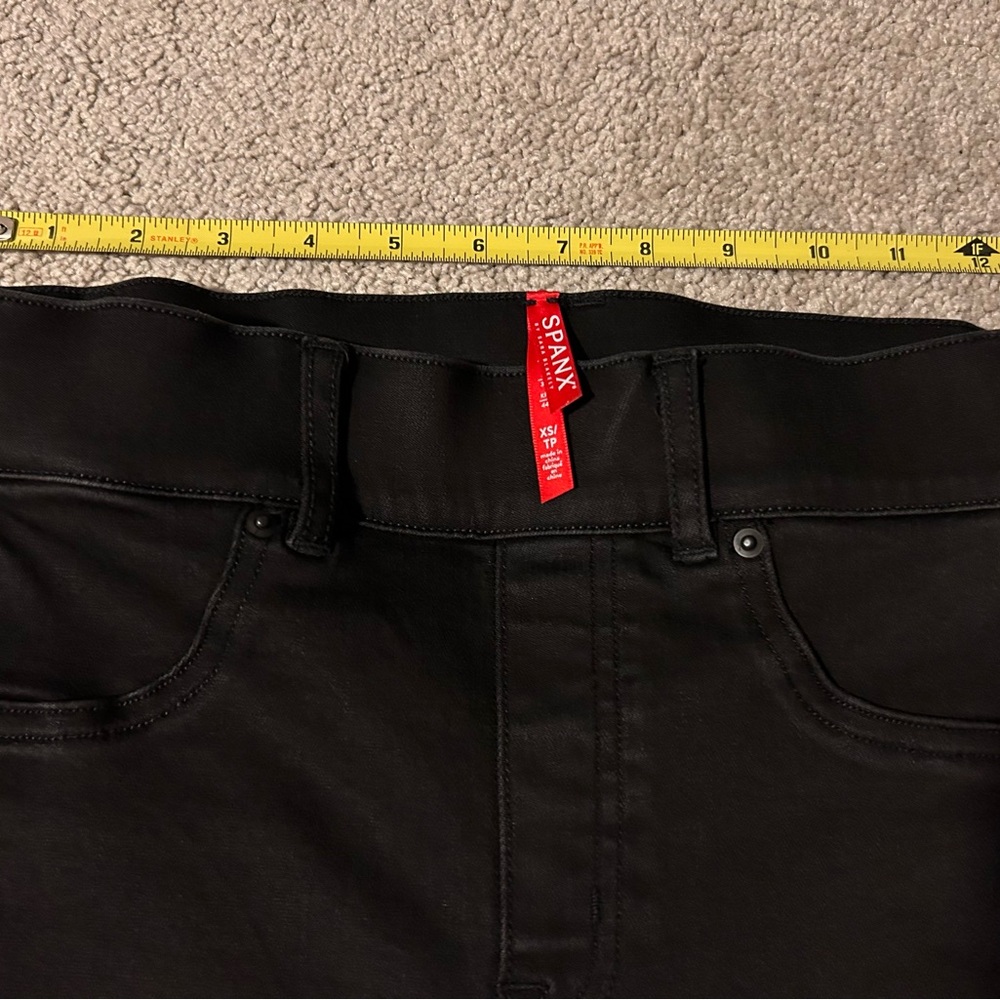 Spanx Crop Kick Flare Black Jeans XSP